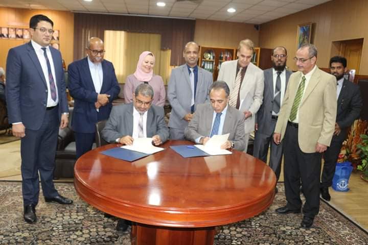 جامعة المنصورة توقع برتوكول تعاون مع جامعة حضر موت باليمن