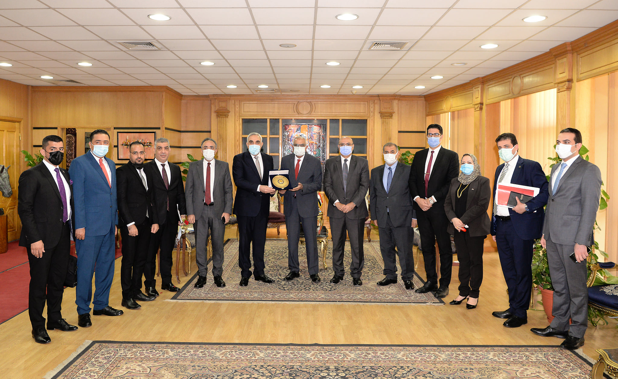 رئيس جامعة المنصورة يستقبل السفير العراقي لدعم  العلاقات  العلمية والثقافية 